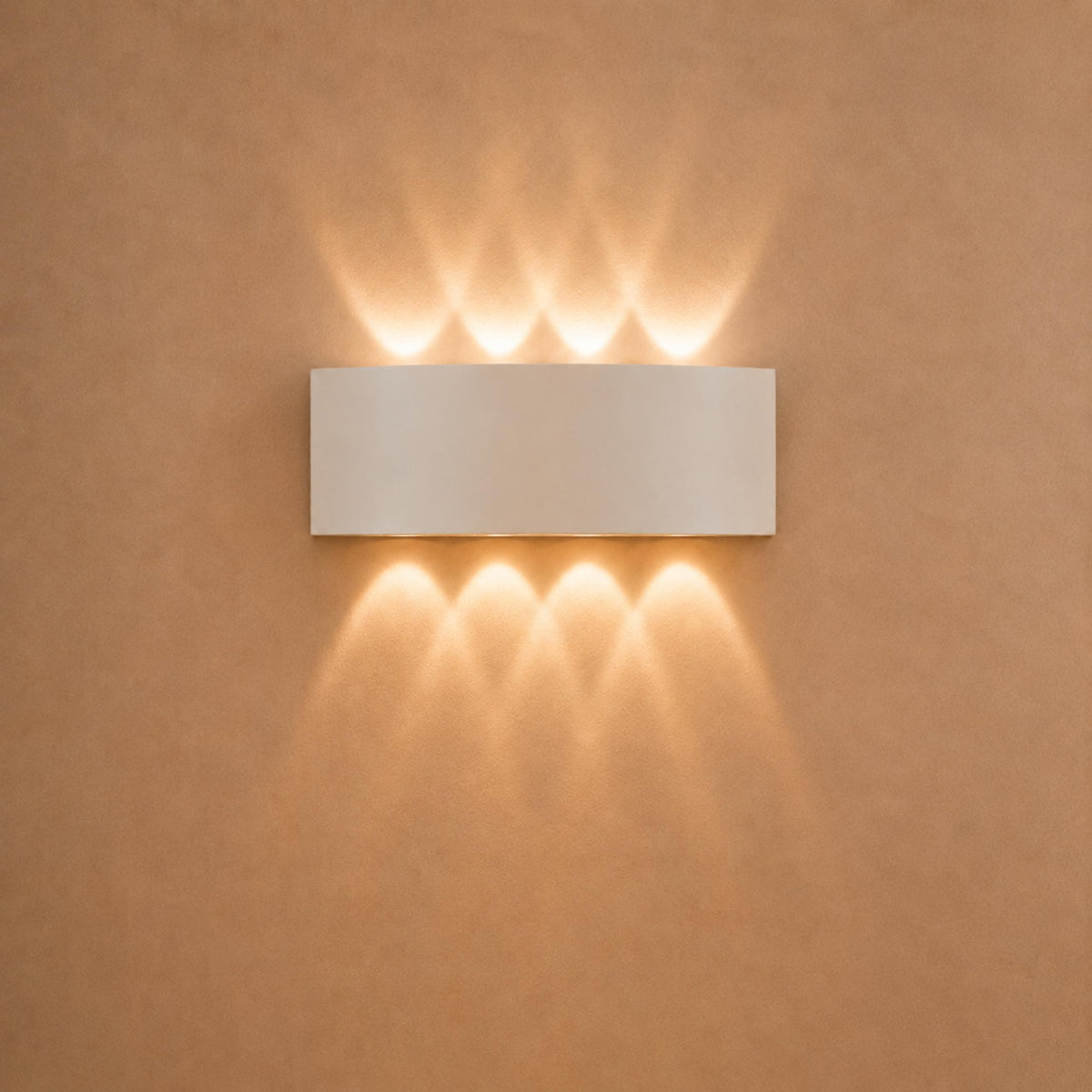 Modern Waterproof Outdoor Wall Light Aluminum Up-and-Down LED Sconce for Indoor and Outdoor Use