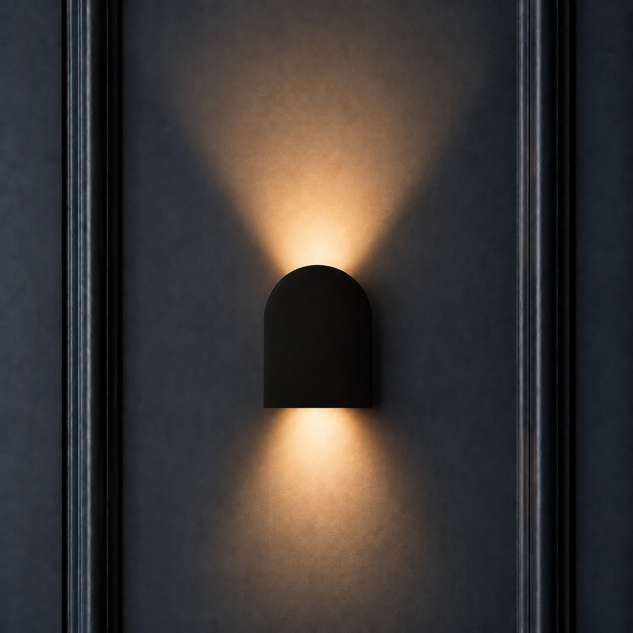 Modern Wall Light Sconce Adjustable Aluminum LED Dimmable Fixture for Bathroom 5W 700 Lumens