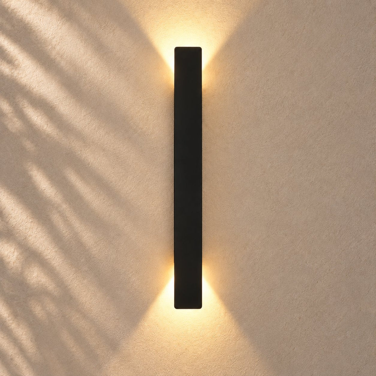 Modern Outdoor Wall Light Wall Mounted Aluminum 18W LED IP65 Weather Resistant for Gardens