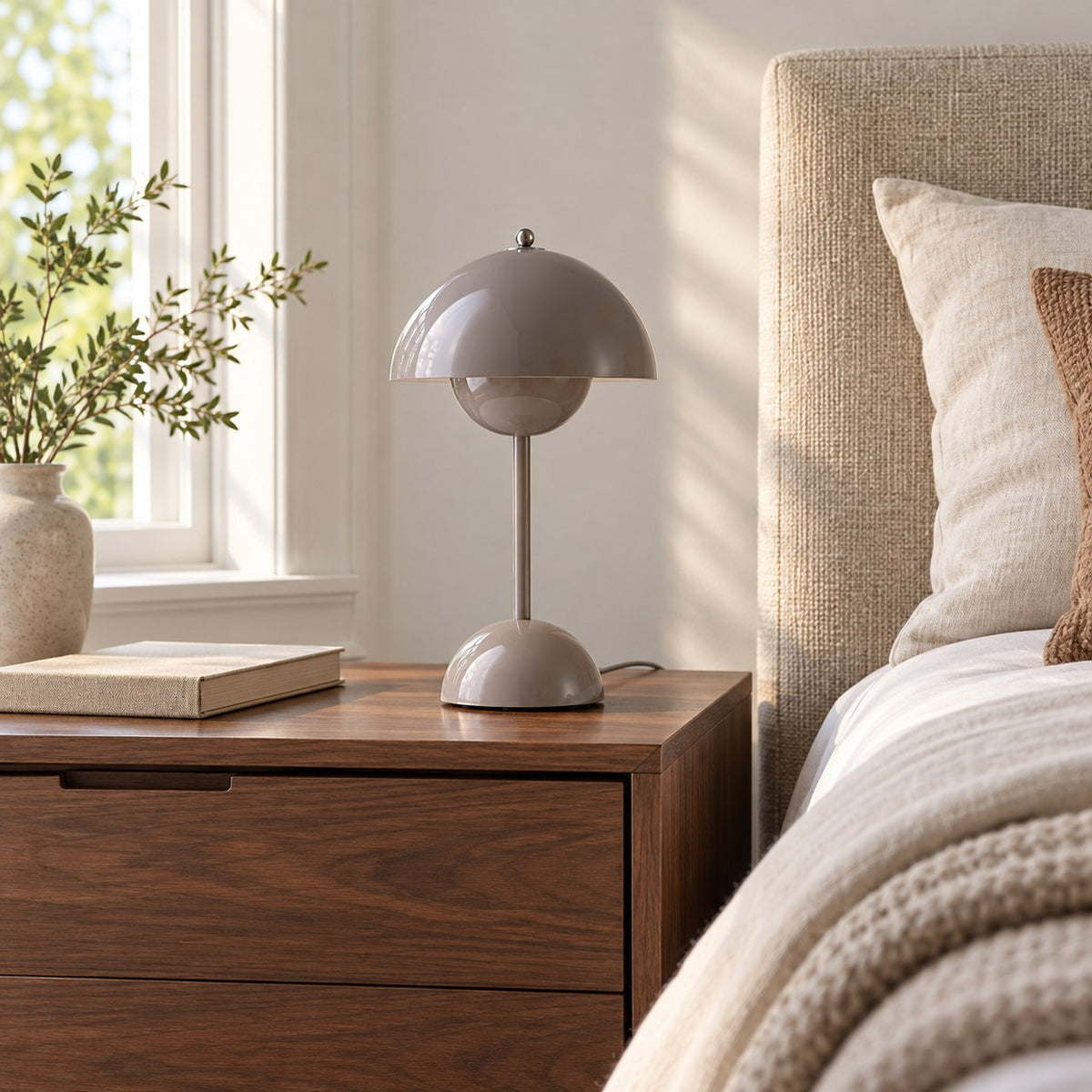 Modern Cordless Table Lamp with Adjustable Brightness and USB Charging for Indoor and Outdoor Use