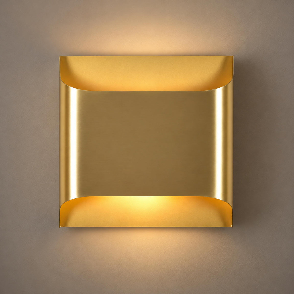 Modern Brass Wall Light Wall Mounted Metal Fixture Adjustable Lighting