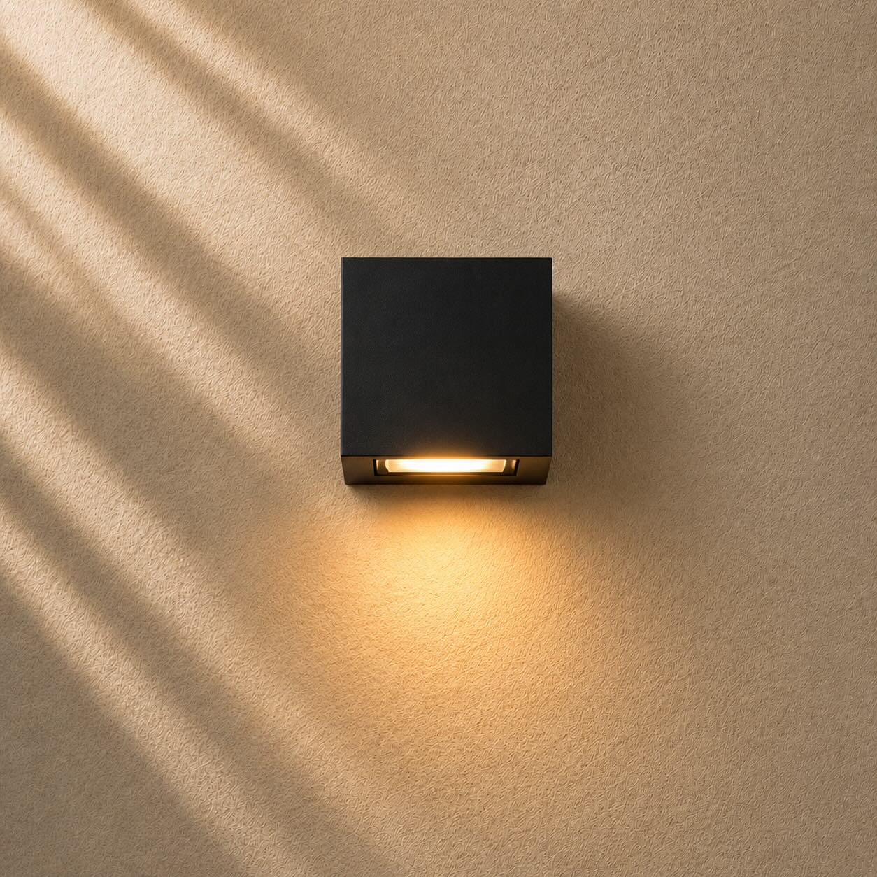 Modern Outdoor Wall Light Die-Cast Aluminum Waterproof LED Adjustable Three Color Temperature