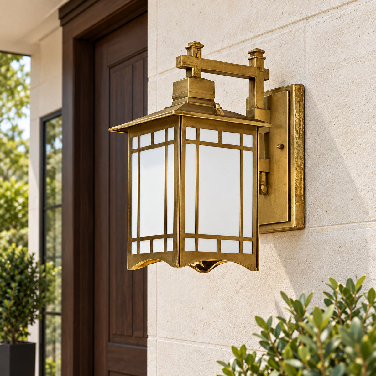 Modern Outdoor Wall Lantern Wall Mounted Die-Cast Aluminum Glass LED Light with Solar and Hardwired Options
