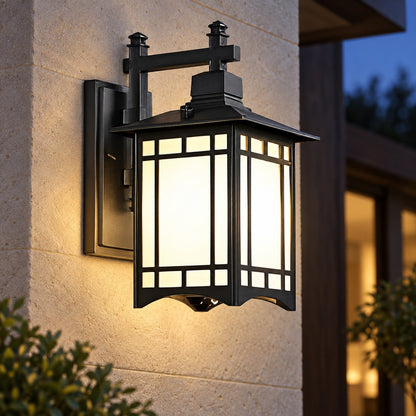 Modern Outdoor Wall Lantern Wall Mounted Die-Cast Aluminum Glass LED Light with Solar and Hardwired Options