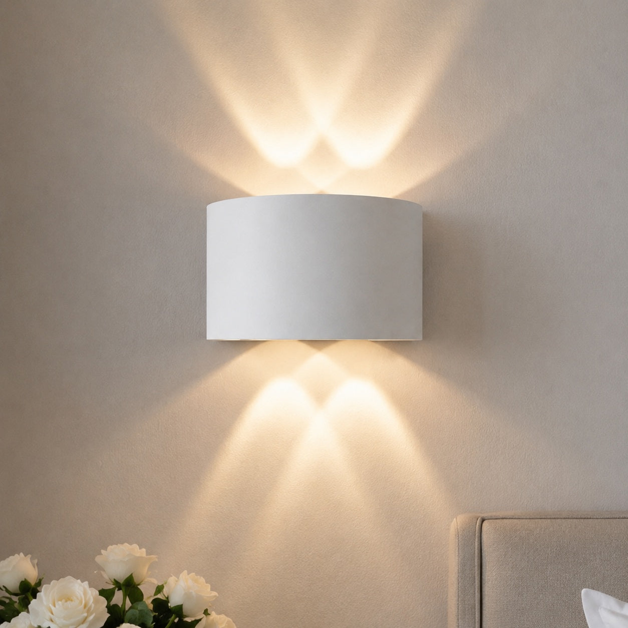 Modern Waterproof Outdoor Wall Light Aluminum Up-and-Down LED Sconce for Indoor and Outdoor Use