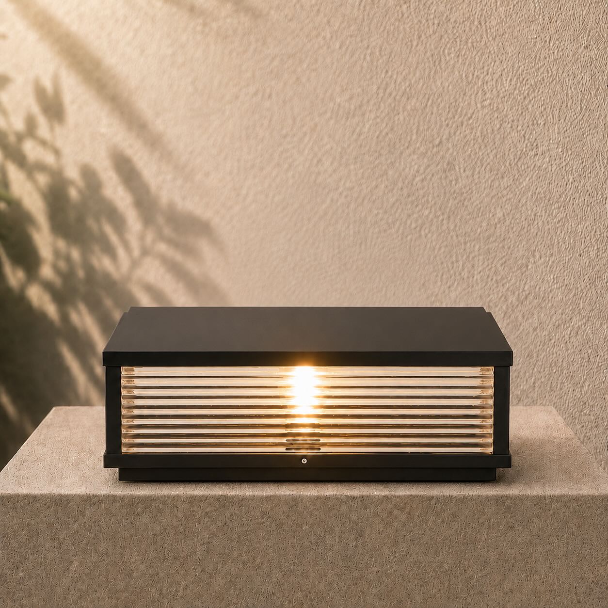 Solar Outdoor Pillar Light Modern Die-Cast Aluminum Ribbed Glass LED Adjustable Design