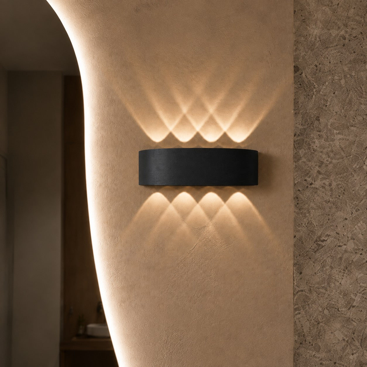 Modern Waterproof Outdoor Wall Light Aluminum Up-and-Down LED Sconce for Indoor and Outdoor Use