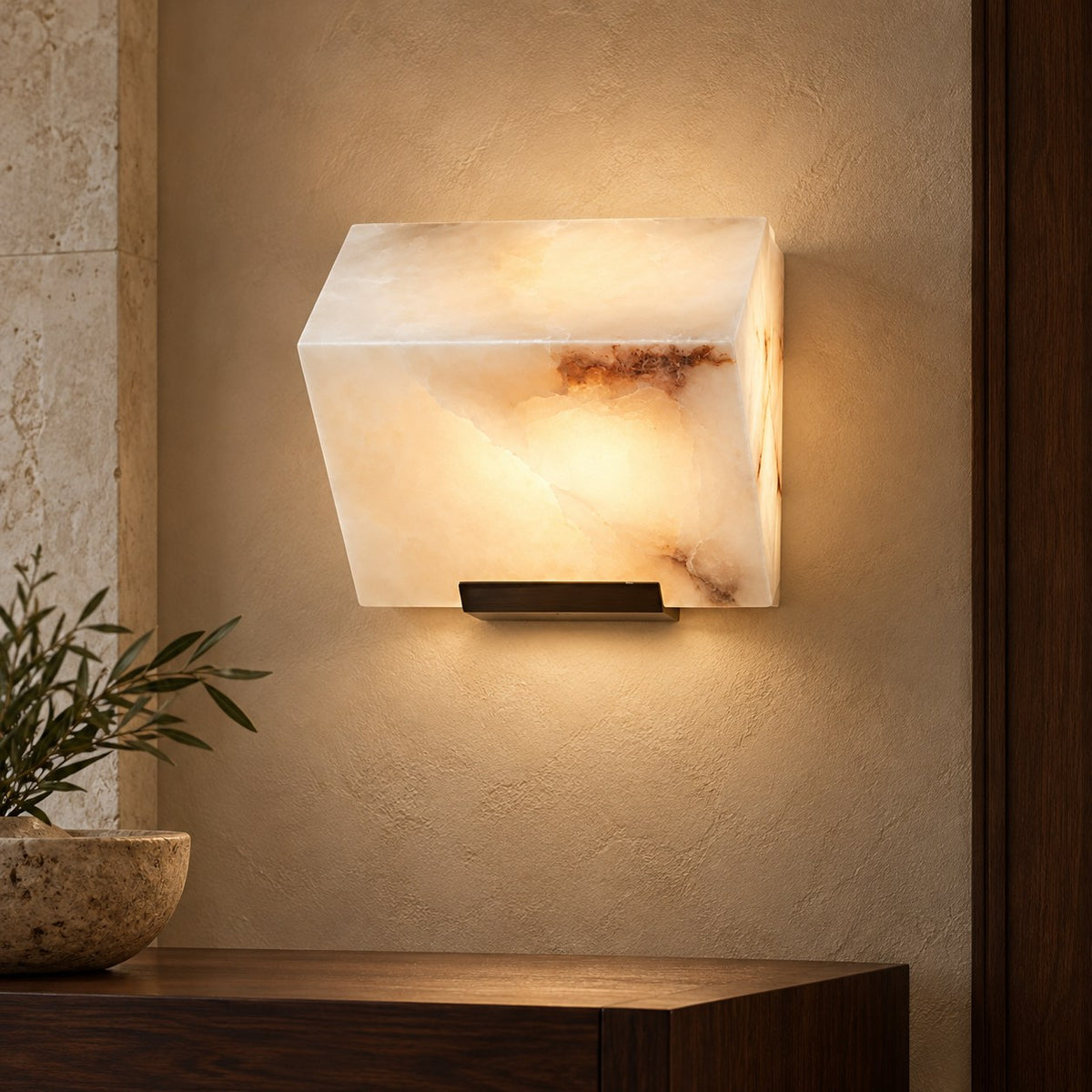 Modern Wall Light Wall Mounted Metal Frame Alabaster Shade LED for Staircase Illumination