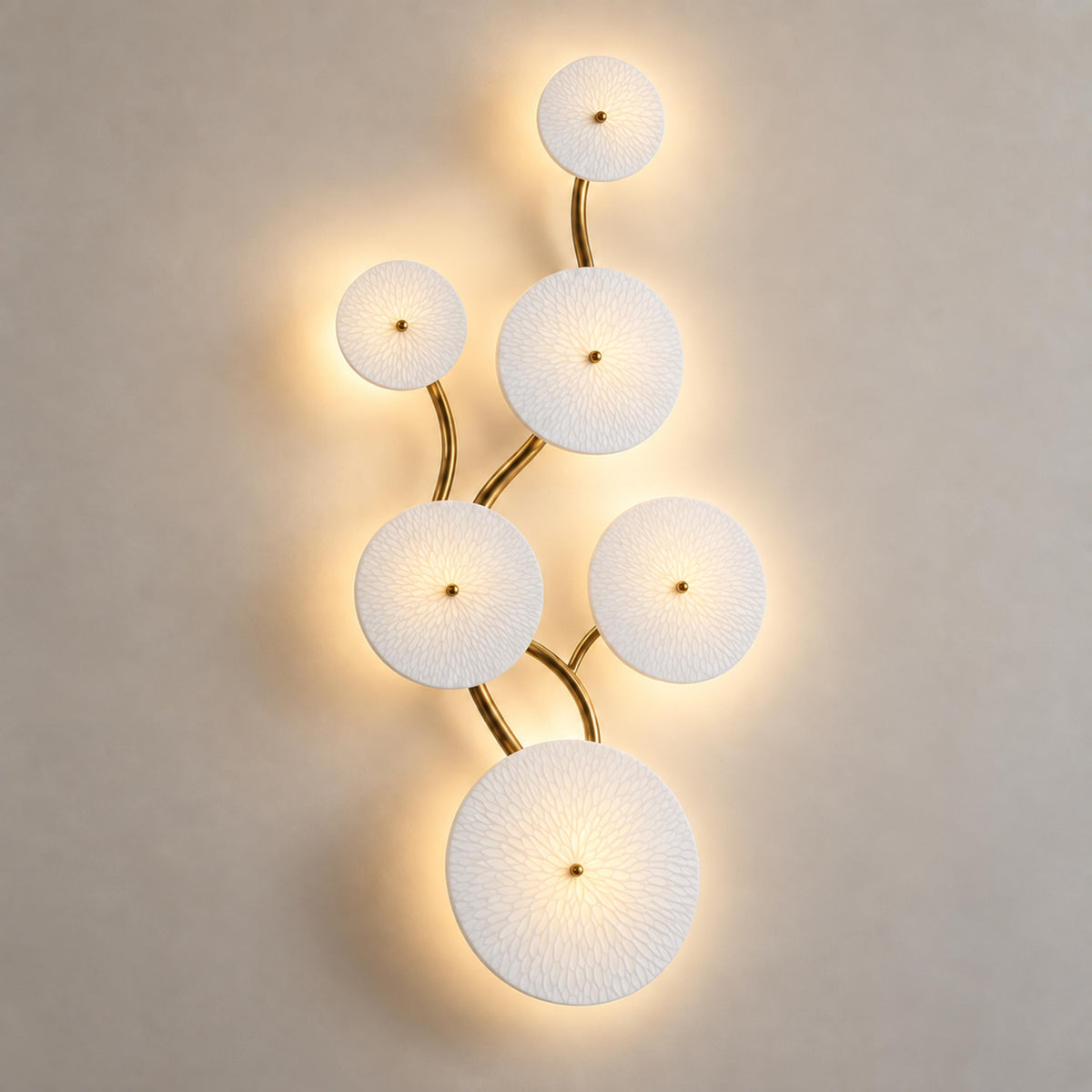 Modern Wall Light Wall Mounted Metal Frame LED Sconce for Ambient Illumination