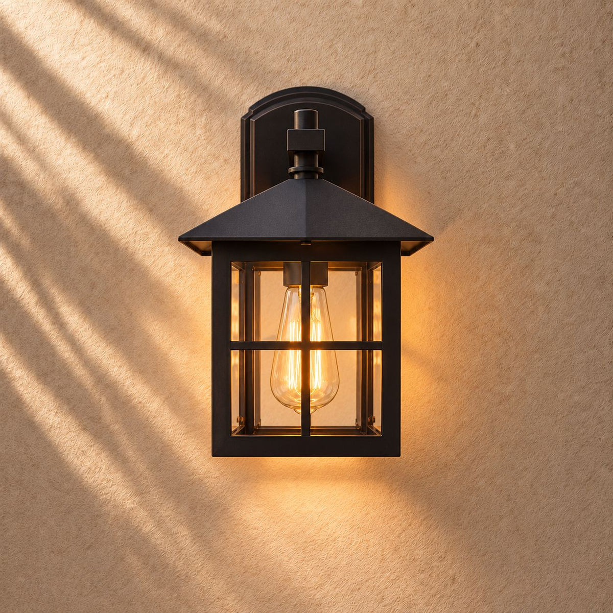 Classic Black Outdoor Wall Lantern IP65 Rated Aluminum Sconce with Glass Shade E26/E27 Socket