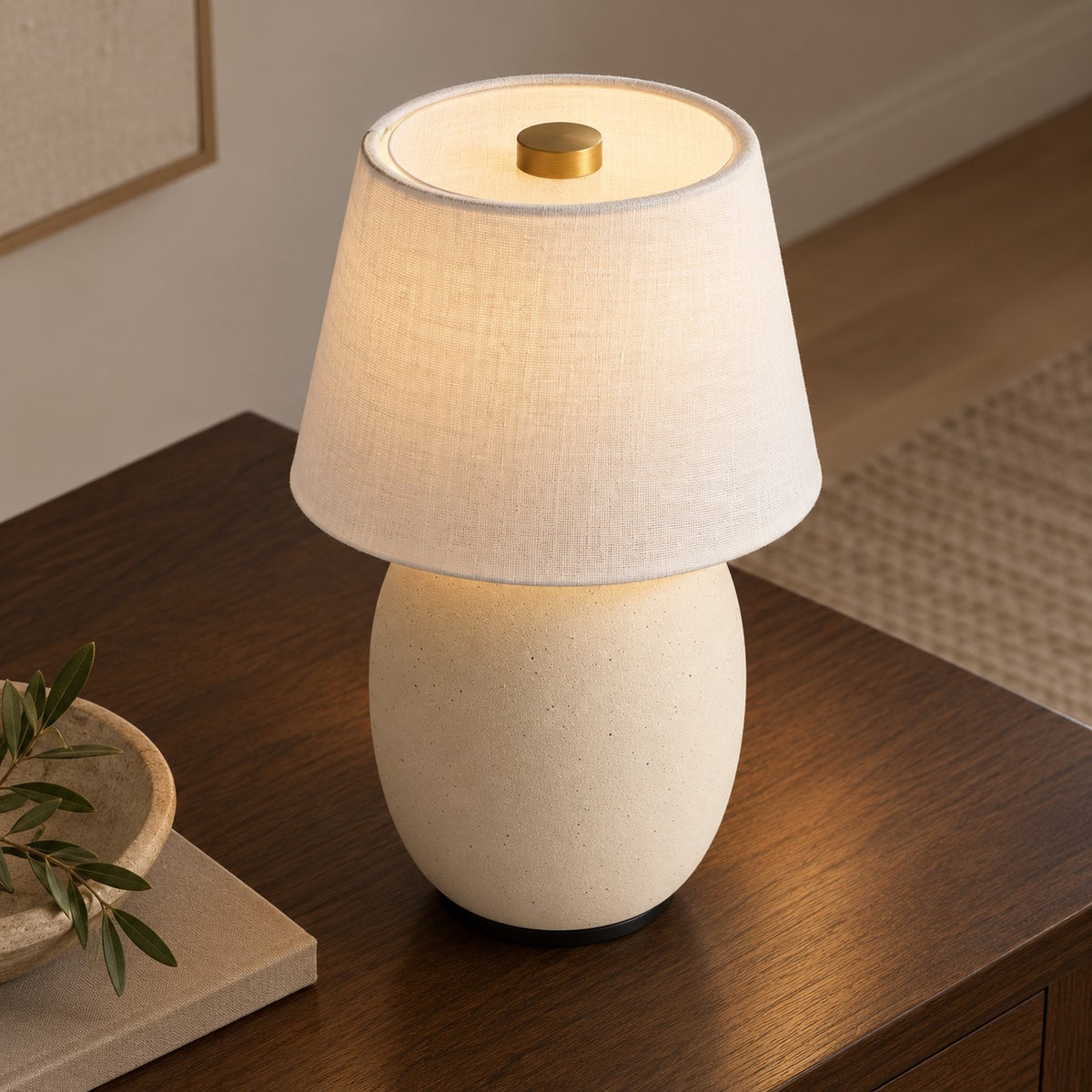 Modern Battery Operated Table Lamp Adjustable Metal LED Light for Bedside or Desk
