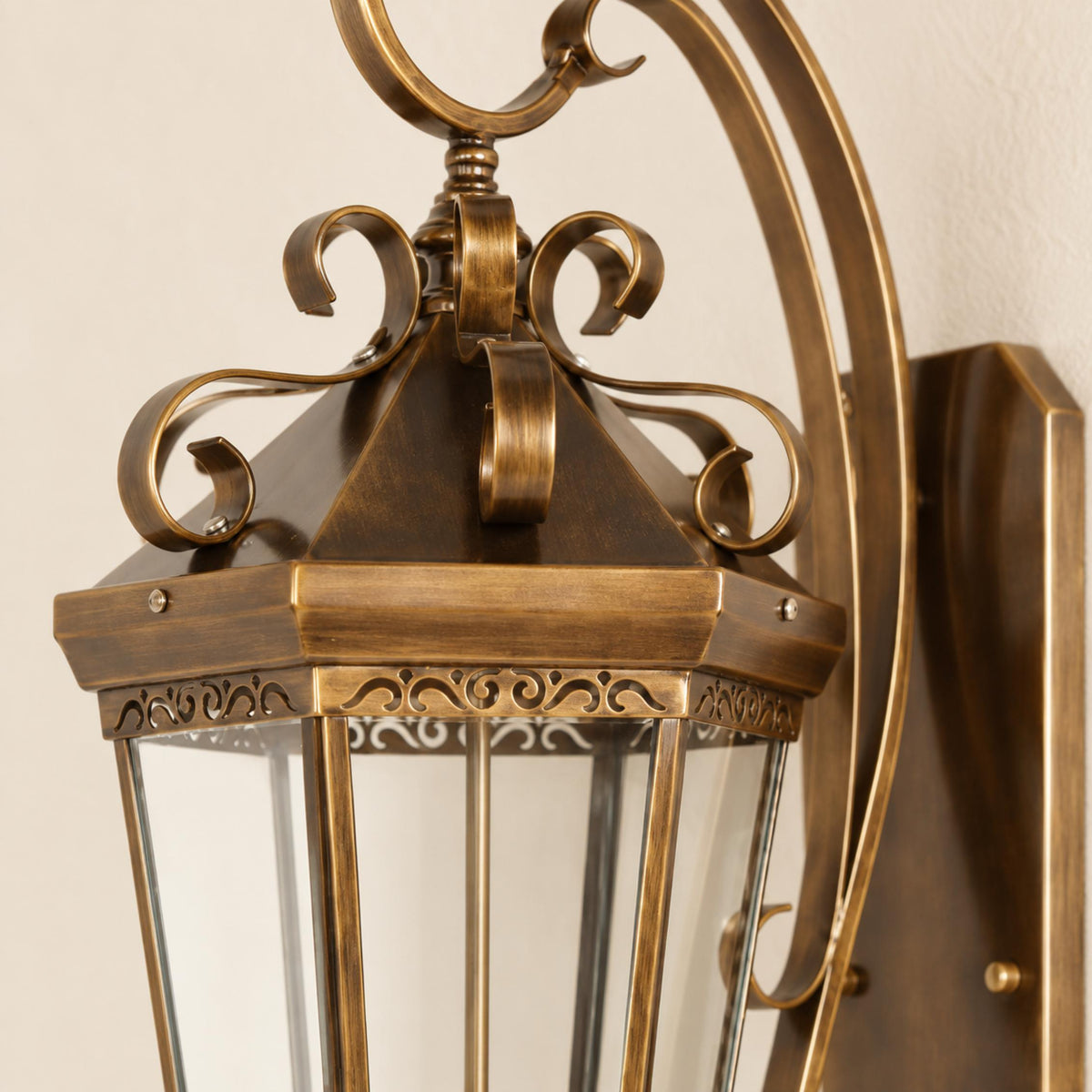 Large Traditional IP65 Outdoor Wall Light with Clear Glass &amp; Brushed Antique Bronze Finish