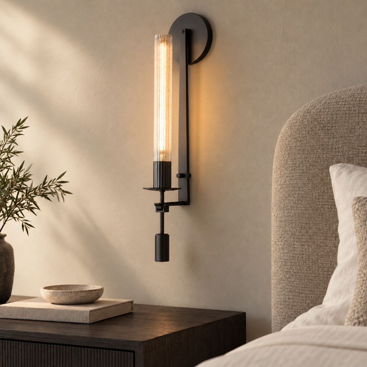 Classic Wall Light Wall Mounted Metal Frame Ambient Lighting Fixture for Indoor Use
