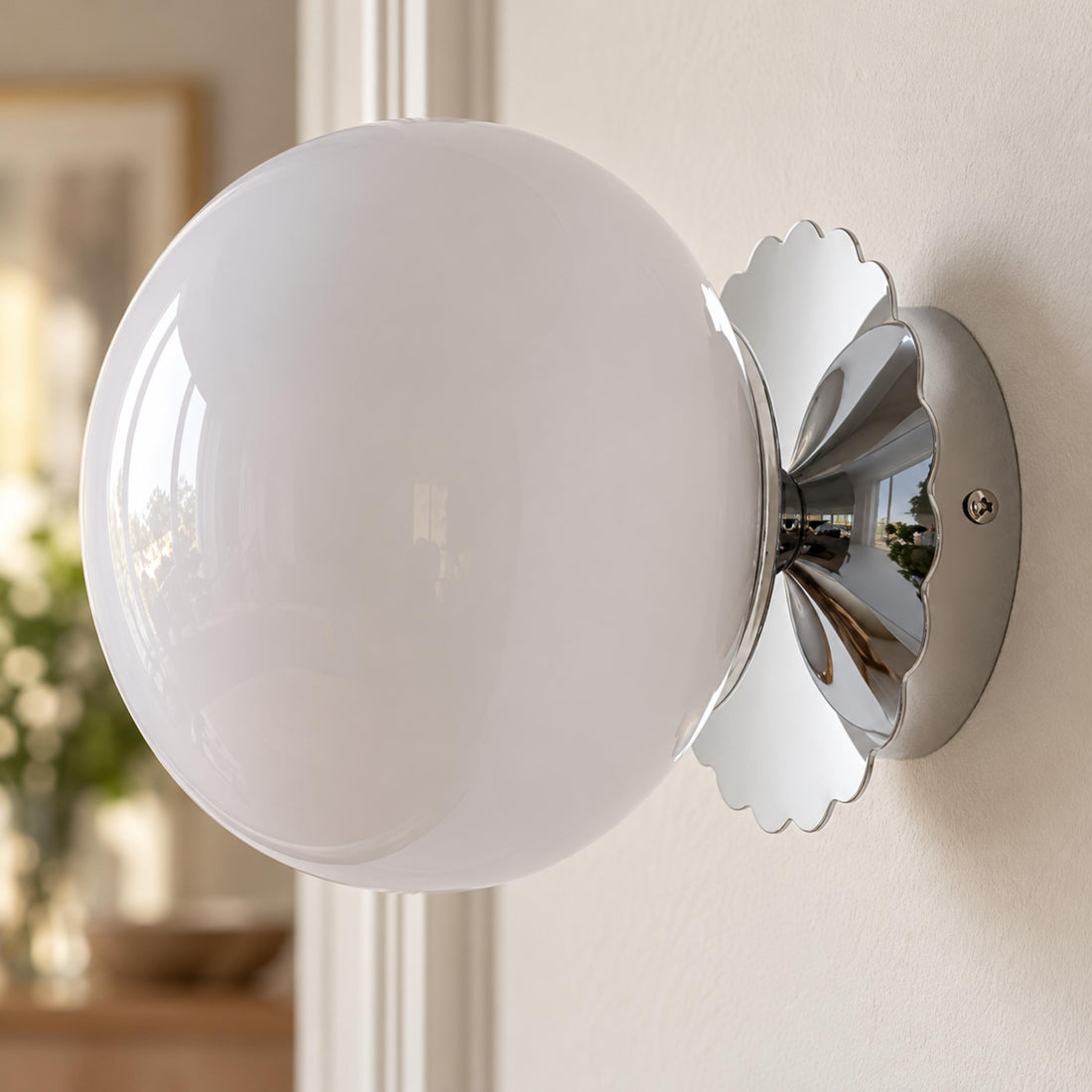 Modern Wall Light Wall Mounted Metal Sconce LED Fixture for Indoor Use