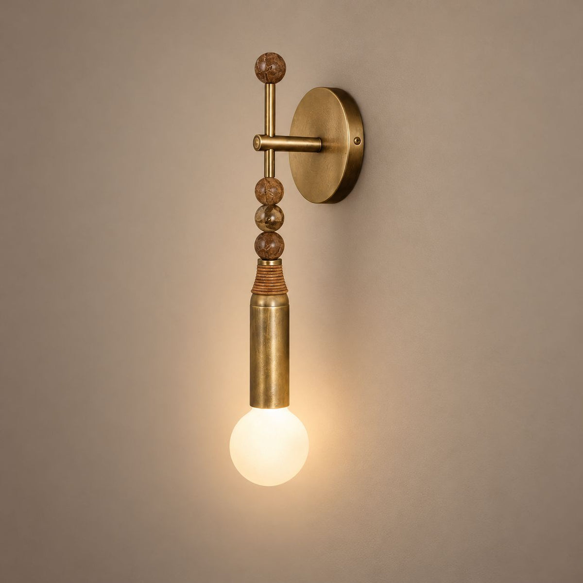 Modern Wall Lamp Wall Mounted Metal Frame Adjustable LED Lighting Fixture