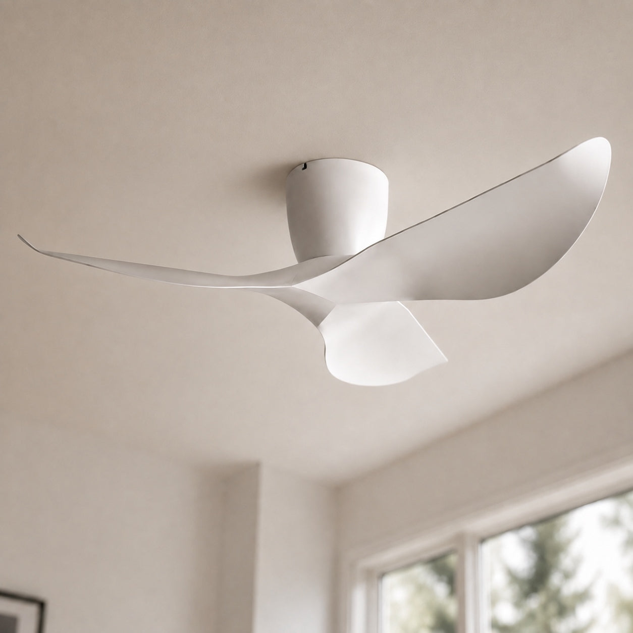 Modern Low Profile Ceiling Fan with Remote Control Energy Efficient DC Motor Quiet Operation