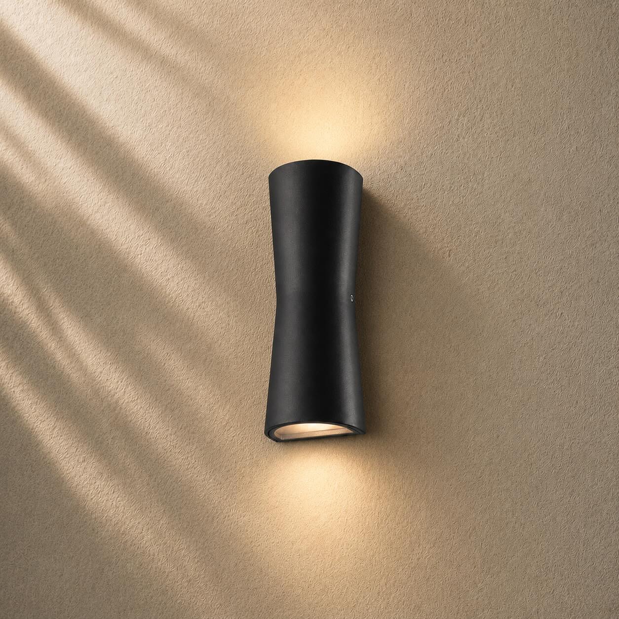 Modern Outdoor Wall Light Fixture Waterproof Hardwired Metal Acrylic LED Torch Design