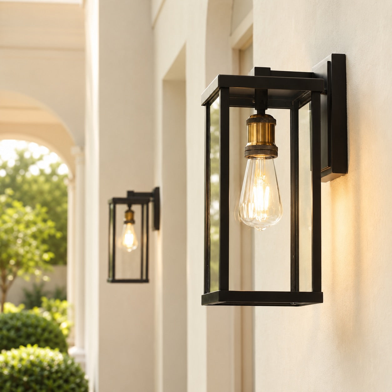 Retro Outdoor Wall Light Aluminum Waterproof Wall Mounted Glass LED Compatible Sconce 60W