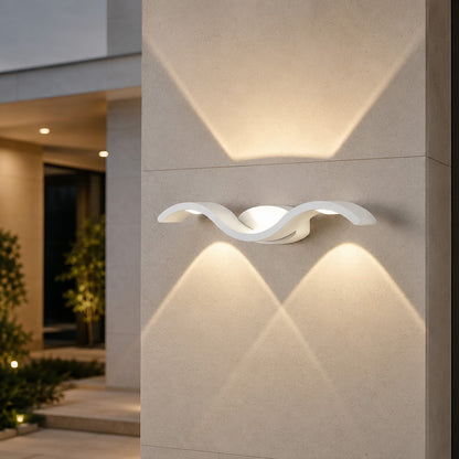 Modern Waterproof Outdoor Wall Light Fixture Alloy LED Adjustable for Enhanced Illumination