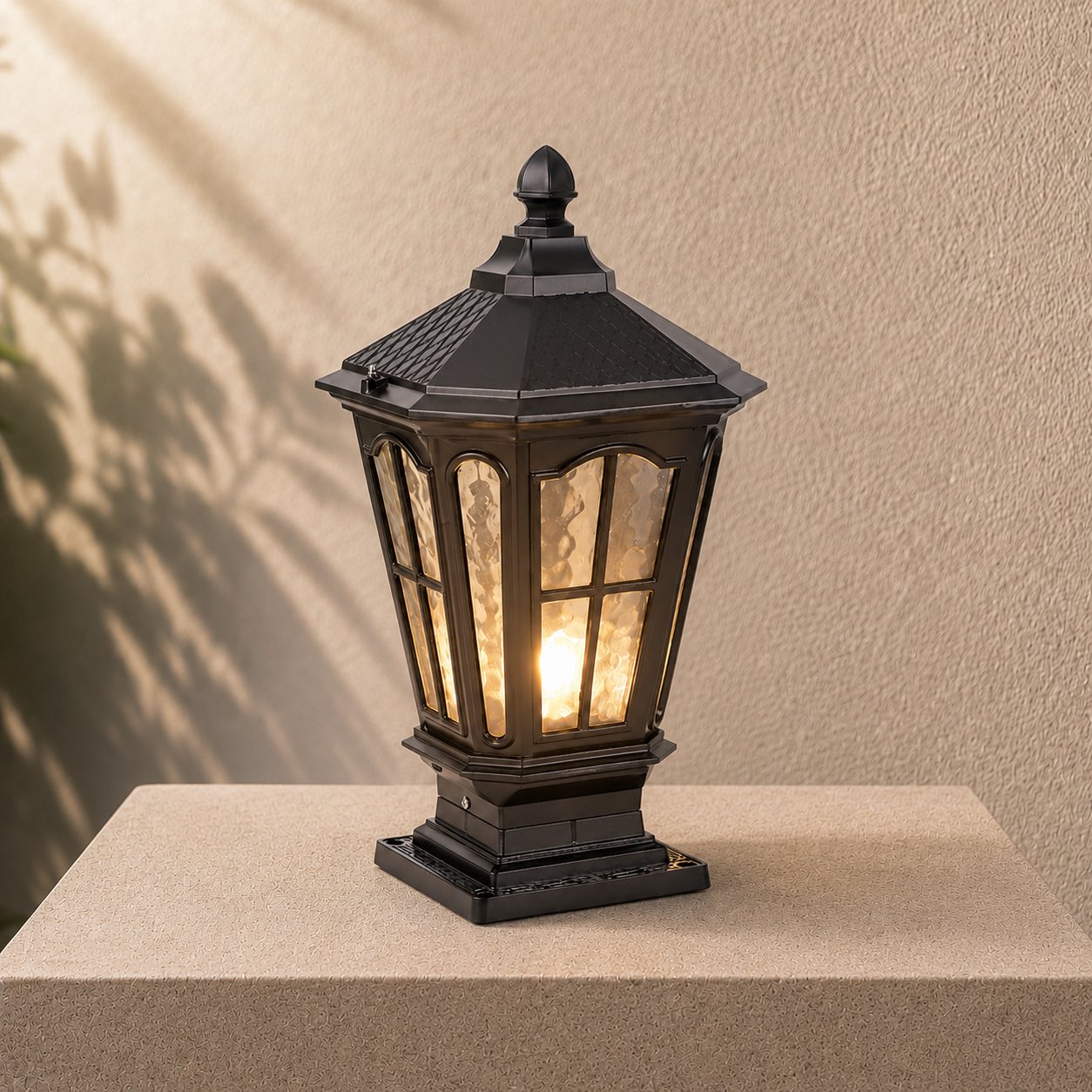 Solar Outdoor Pillar Light Fixture Modern Die-Cast Aluminum LED with Glass Shade IP65 Waterproof