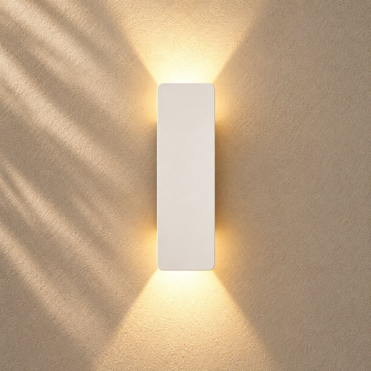 Modern Outdoor Wall Light Wall Mounted Aluminum 18W LED IP65 Weather Resistant for Gardens