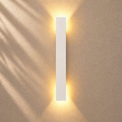 Modern Outdoor Wall Light Wall Mounted Aluminum 18W LED IP65 Weather Resistant for Gardens