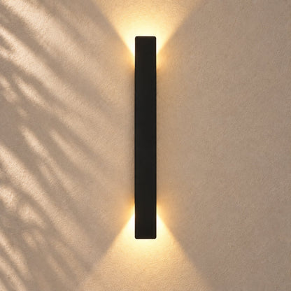 Modern Outdoor Wall Light Wall Mounted Aluminum 18W LED IP65 Weather Resistant for Gardens
