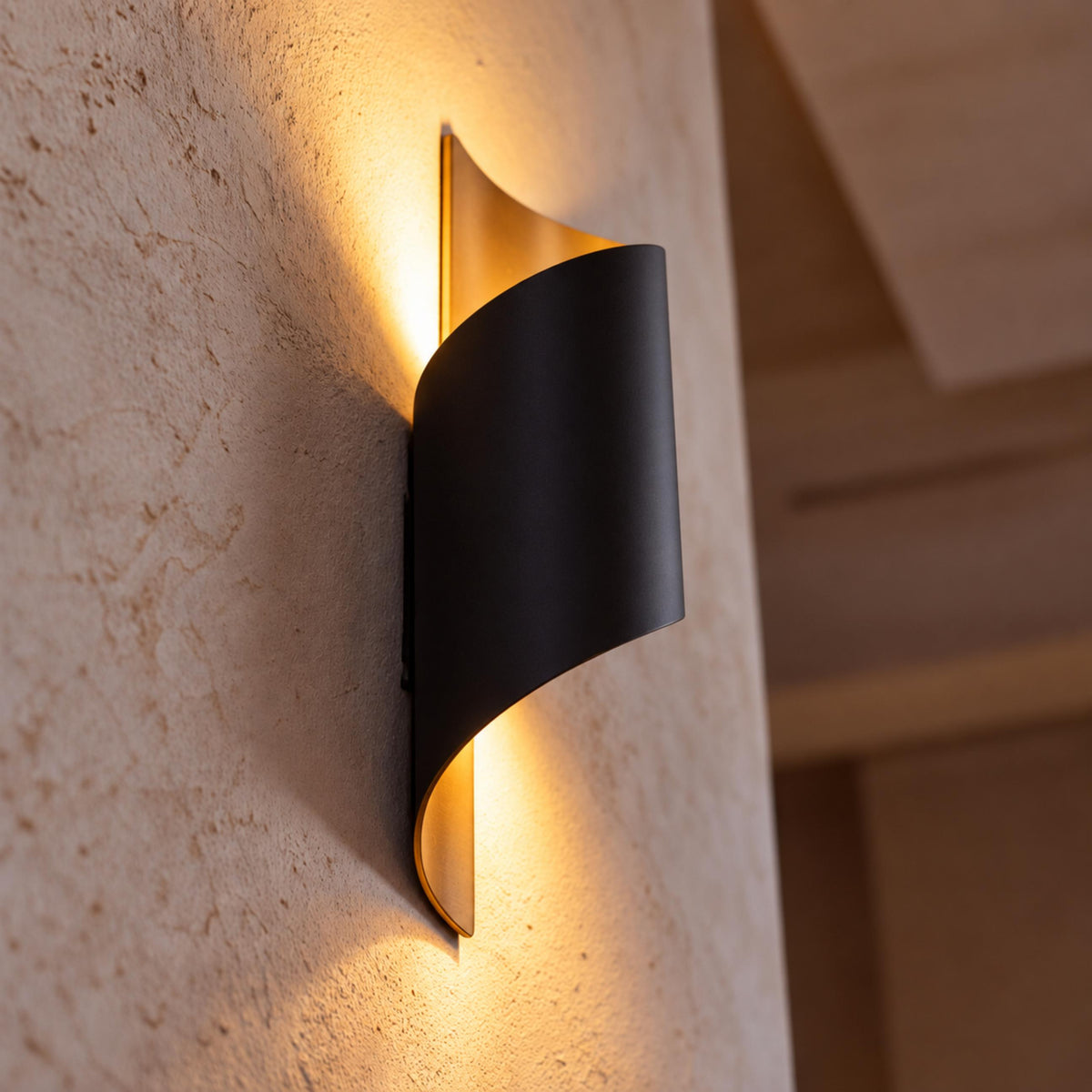 Modern Outdoor Wall Light Up and Down Sconce Waterproof Aluminum with LED PC Shade 10W 700lm