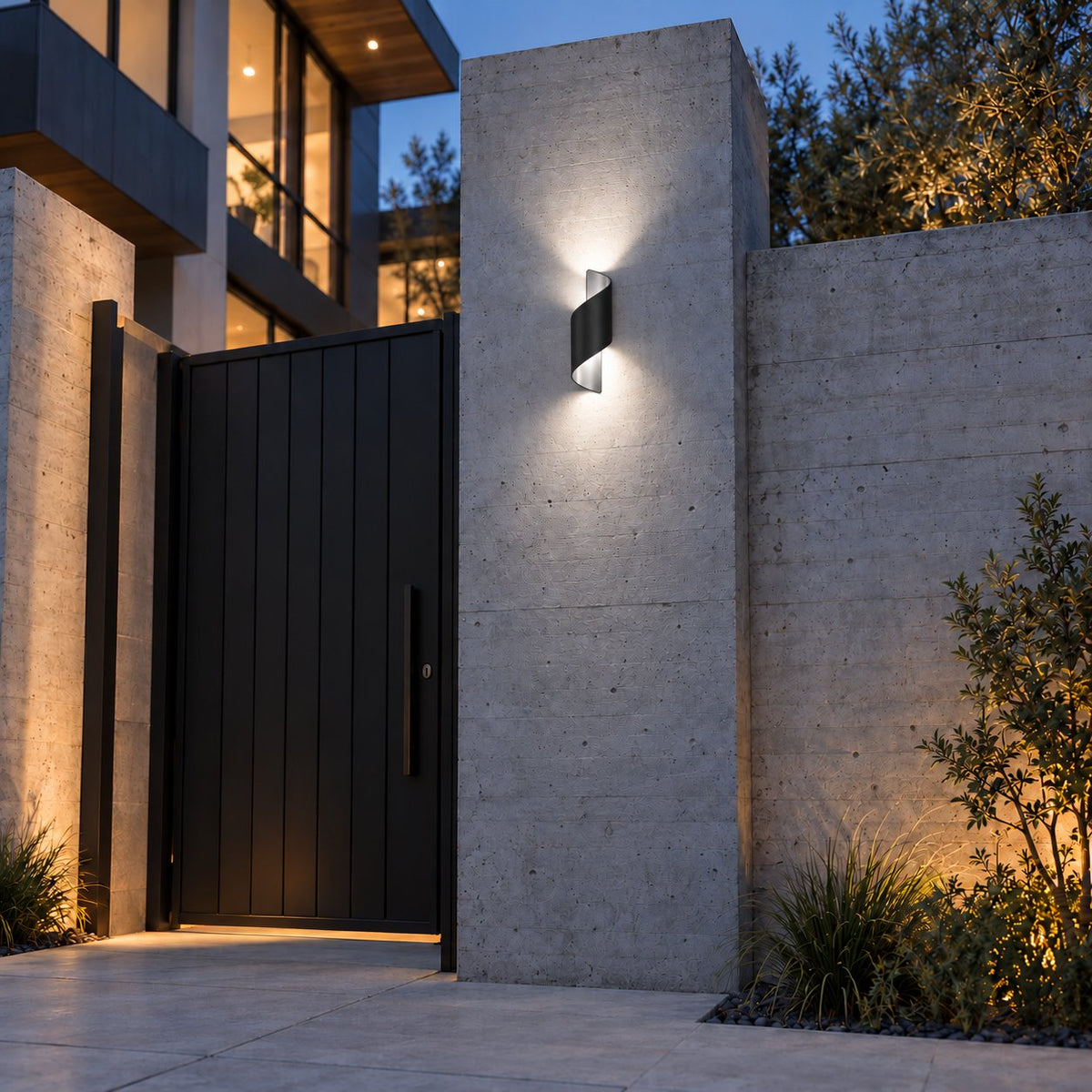 Modern Outdoor Wall Light Up and Down Sconce Waterproof Aluminum with LED PC Shade 10W 700lm