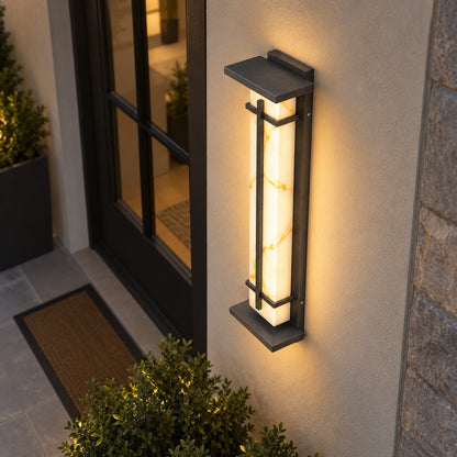 Modern Outdoor Wall Light Waterproof Stainless Steel IP65 Rated Integrated LED Fixture