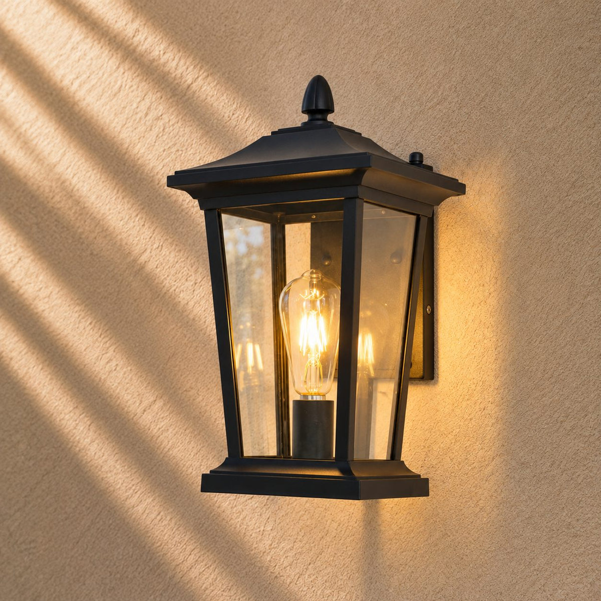 Industrial Outdoor Wall Light Black Aluminum Clear Glass LED Compatible IP65 Moisture Resistant