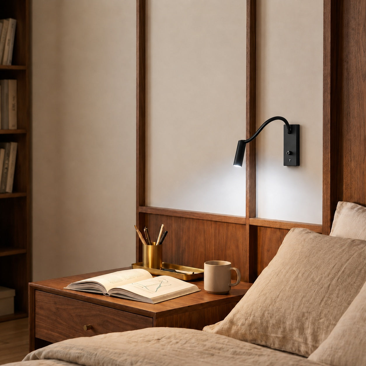 Industrial Wall Light Adjustable Gooseneck Aluminum Integrated LED 3000K Task Illumination