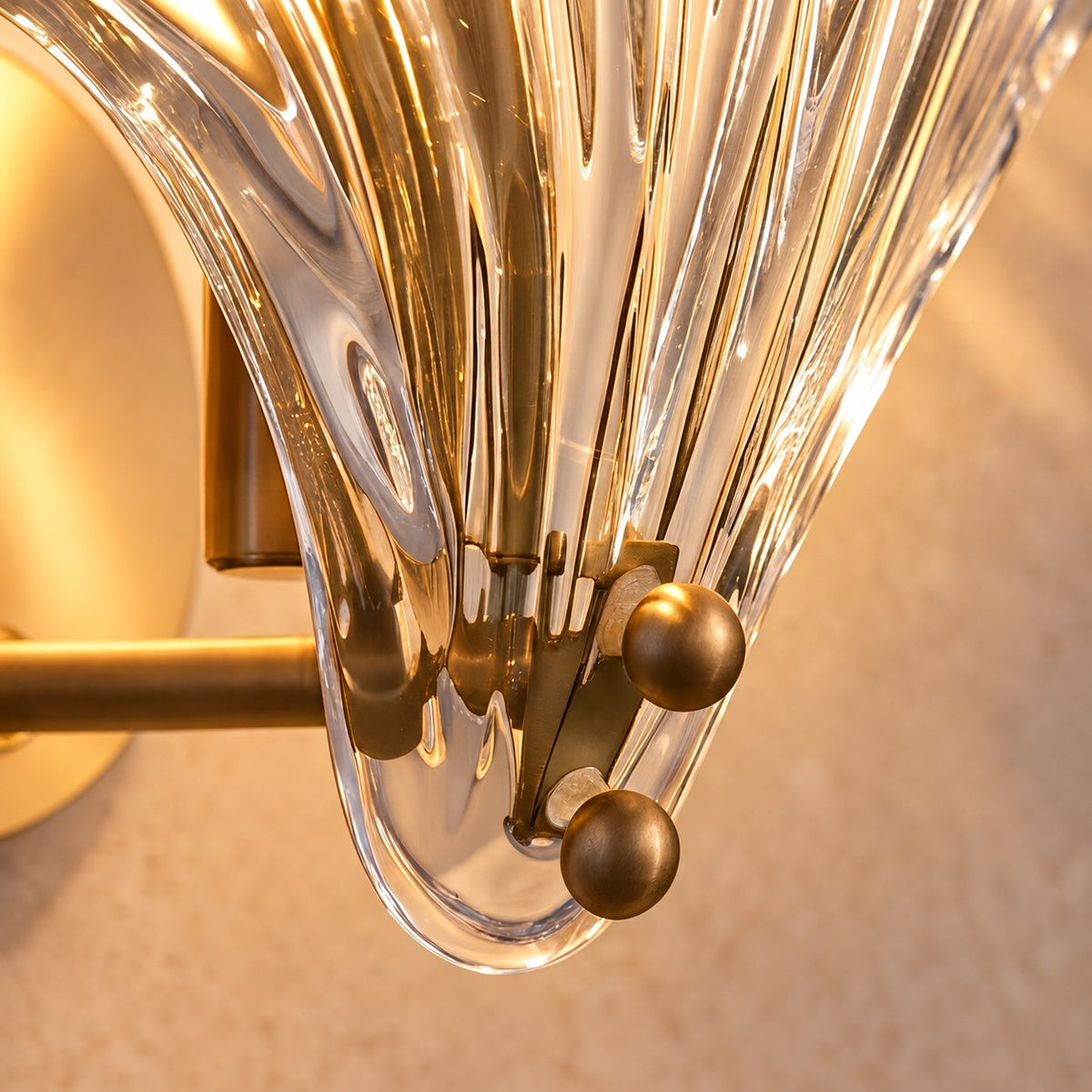 Modern Wall Light Wall Mounted Metal LED Sconce for Indoor Ambient Illumination