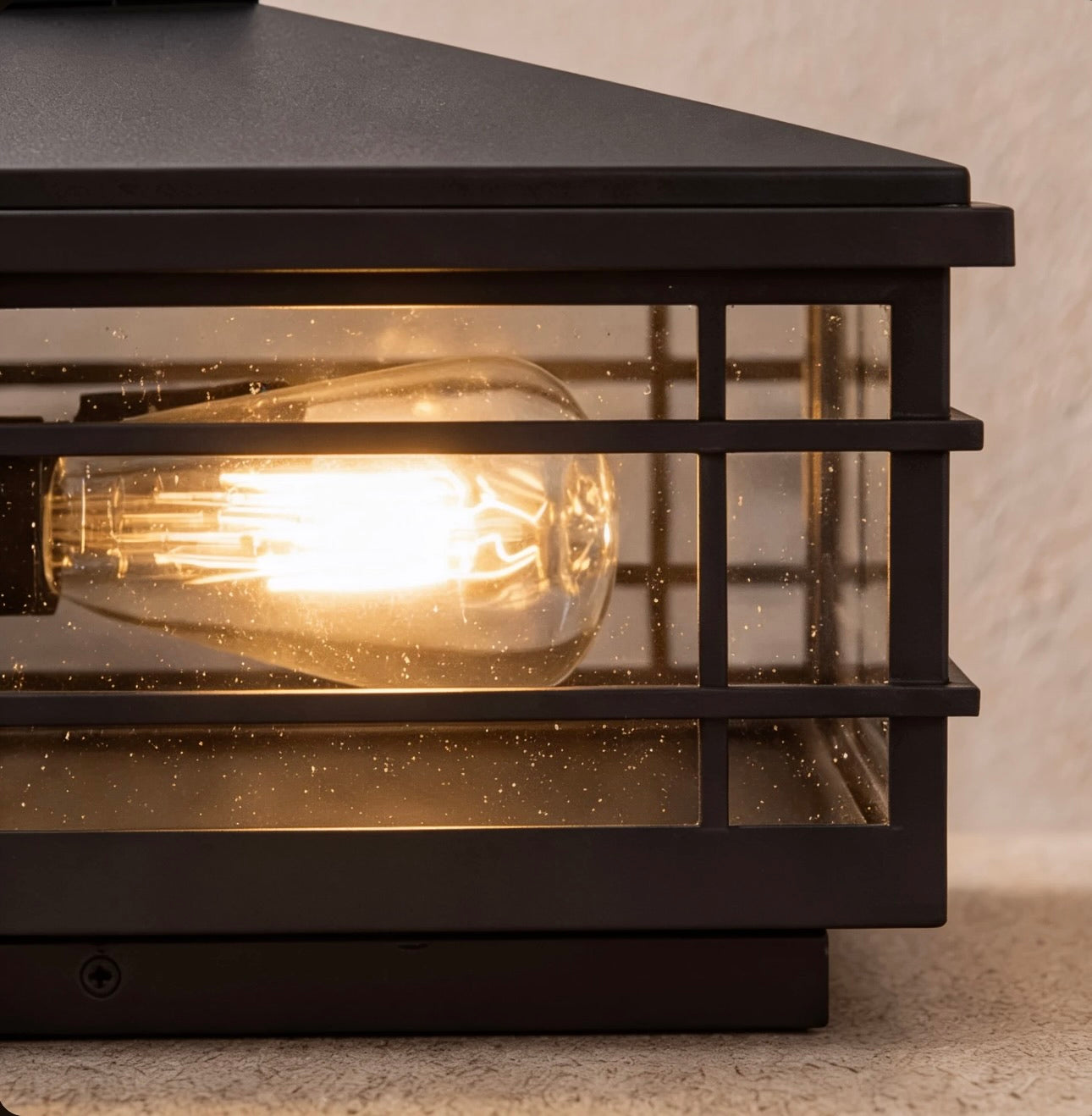 Modern Outdoor Wall Light IP54 Rated Aluminum Alloy with Transparent Glass Shade E27 Bulb Base