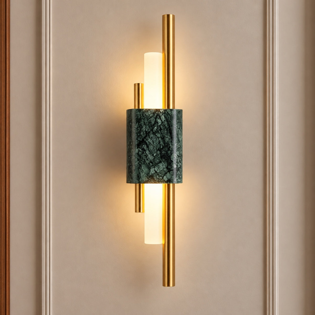 Modern Wall Light Wall Mounted Metal Adjustable LED Fixture for Indoor Lighting