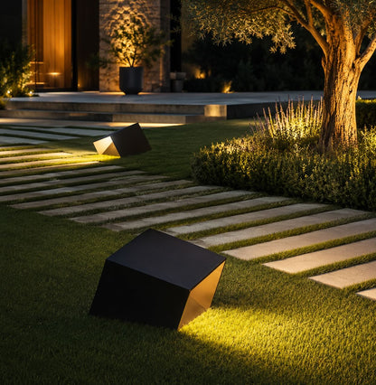 Solar Pathway Light Modern Cube Design Stainless Steel Frame with Glass Shade LED Illumination