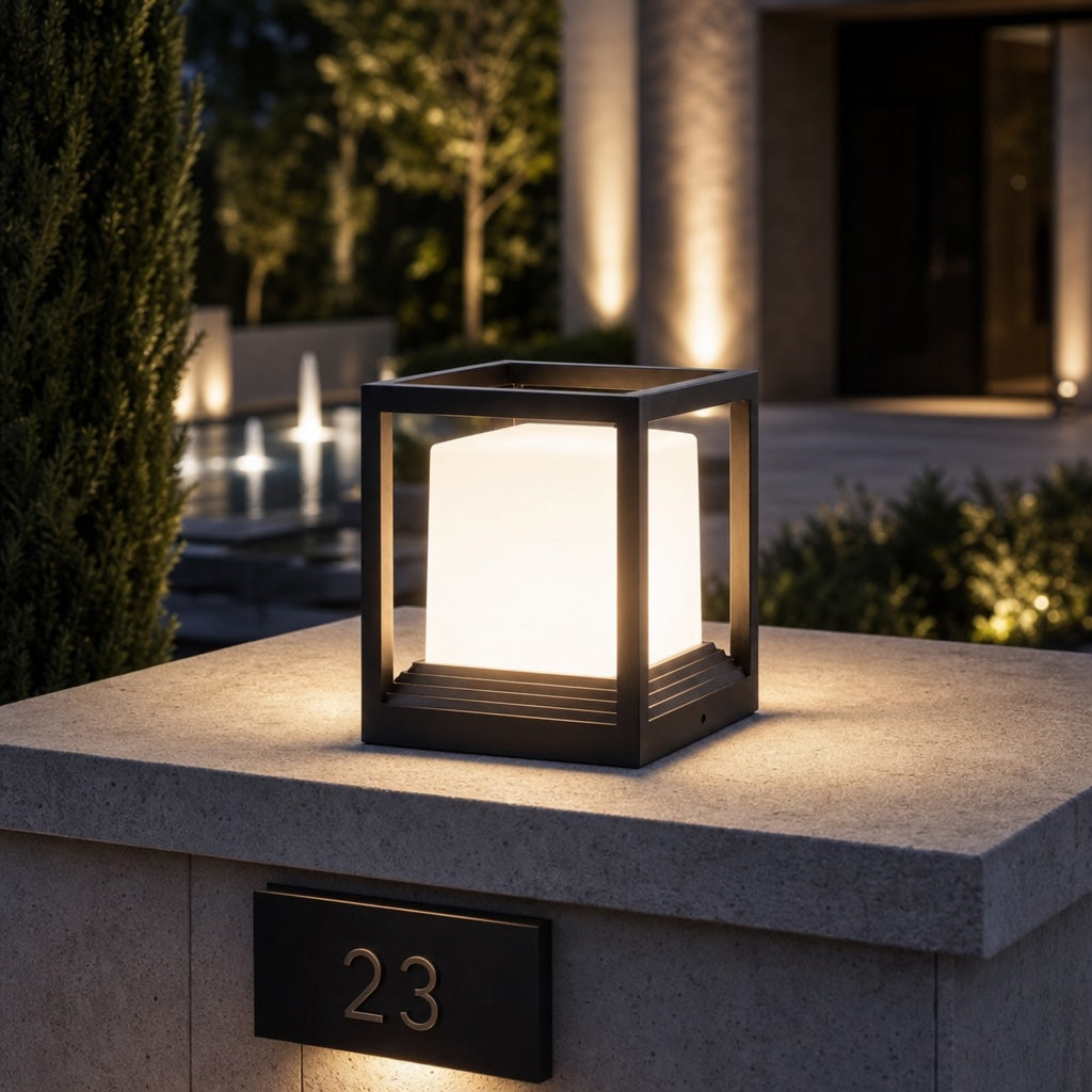 Modern Solar Garden Light Aluminum Dual Power Waterproof Outdoor LED Fixture