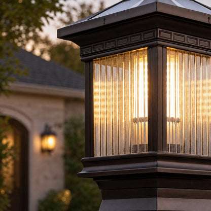 Solar Outdoor Wall Light Modern Die-Cast Aluminum Adjustable Brightness Waterproof Landscape Lighting