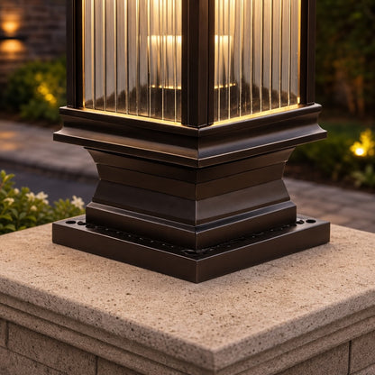 Solar Outdoor Wall Light Modern Die-Cast Aluminum Adjustable Brightness Waterproof Landscape Lighting