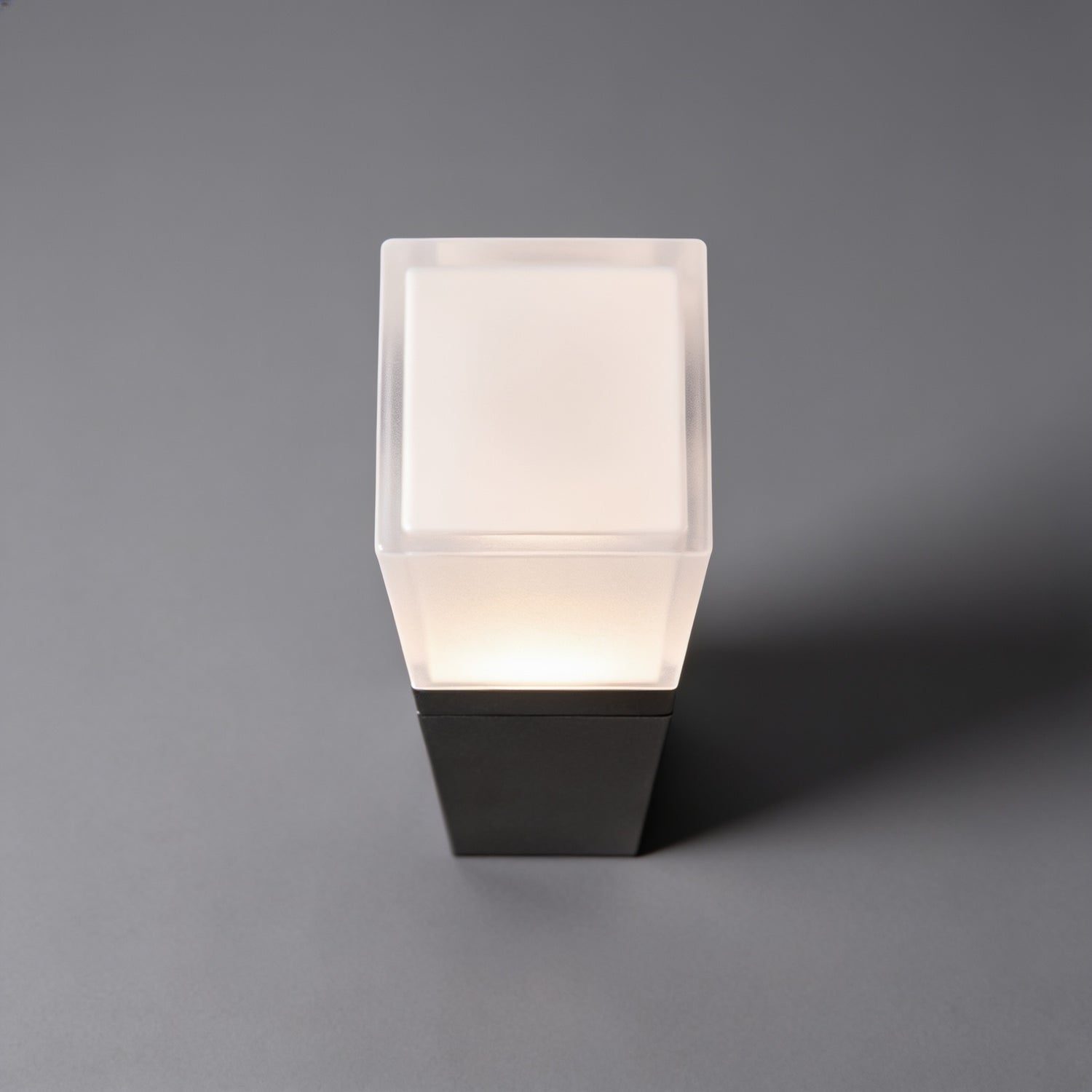 Modern Black Bollard Light Outdoor Ground Mounted Die-Cast Aluminum LED Waterproof 3000K
