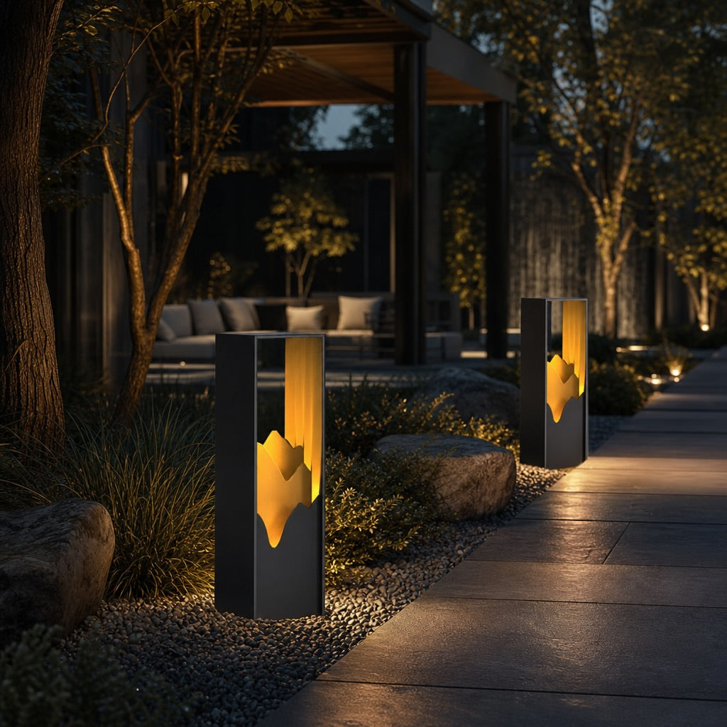 Modern Outdoor Bollard Light Stainless Steel Solar LED Ambient Landscape Lighting IP65 Rating
