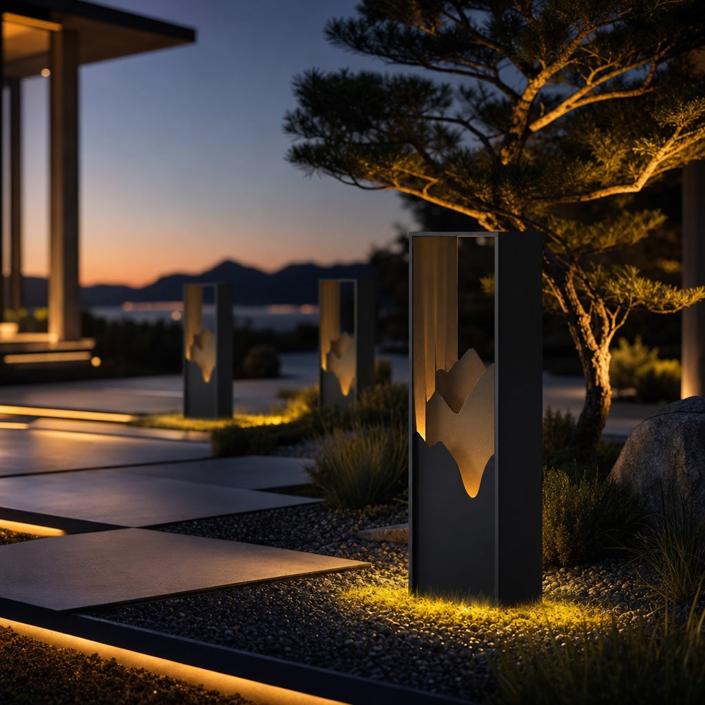 Modern Outdoor Bollard Light Stainless Steel Solar LED Ambient Landscape Lighting IP65 Rating