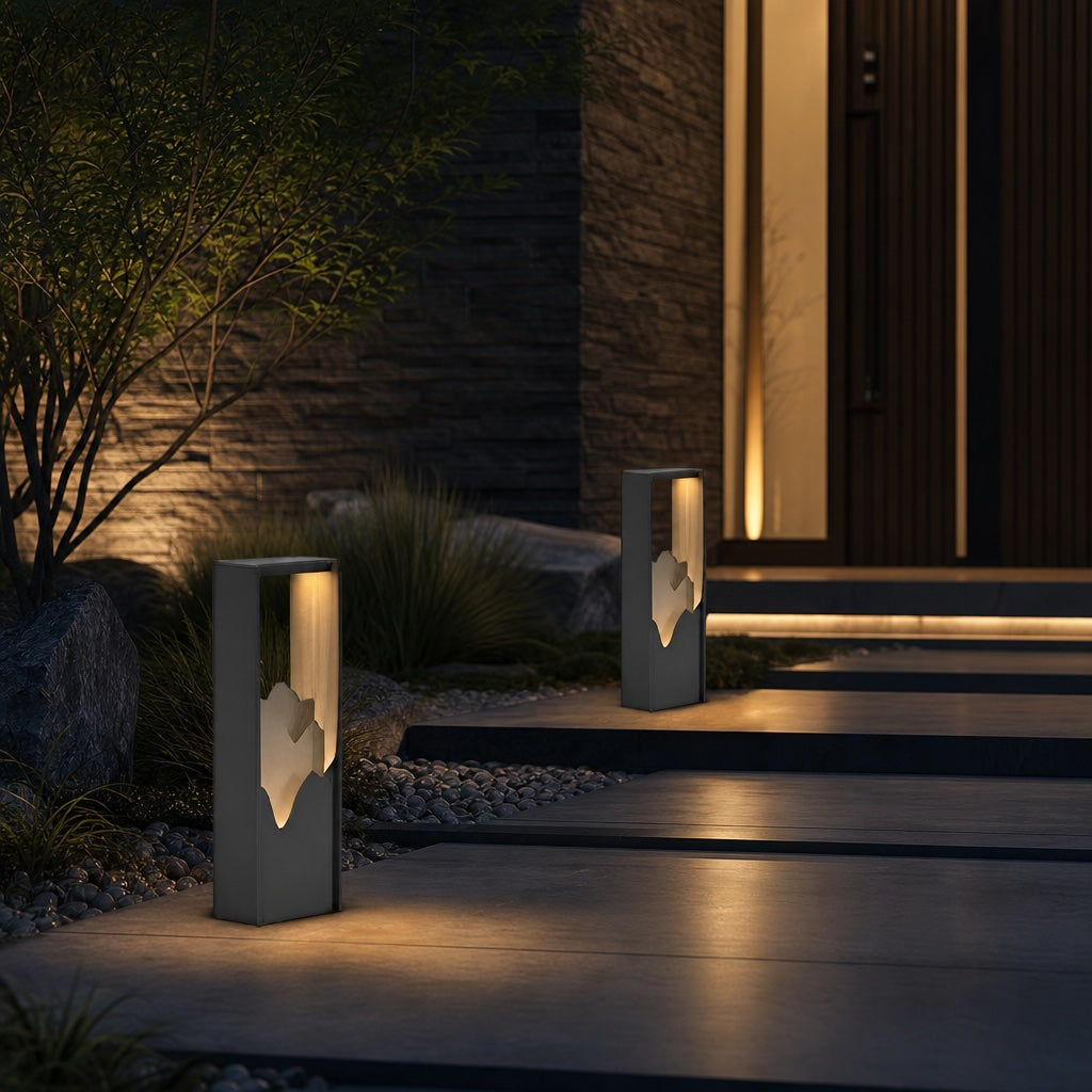 Modern Outdoor Bollard Light Stainless Steel Solar LED Ambient Landscape Lighting IP65 Rating