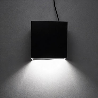 Solar Pathway Light Modern Cube Design Stainless Steel Frame with Glass Shade LED Illumination