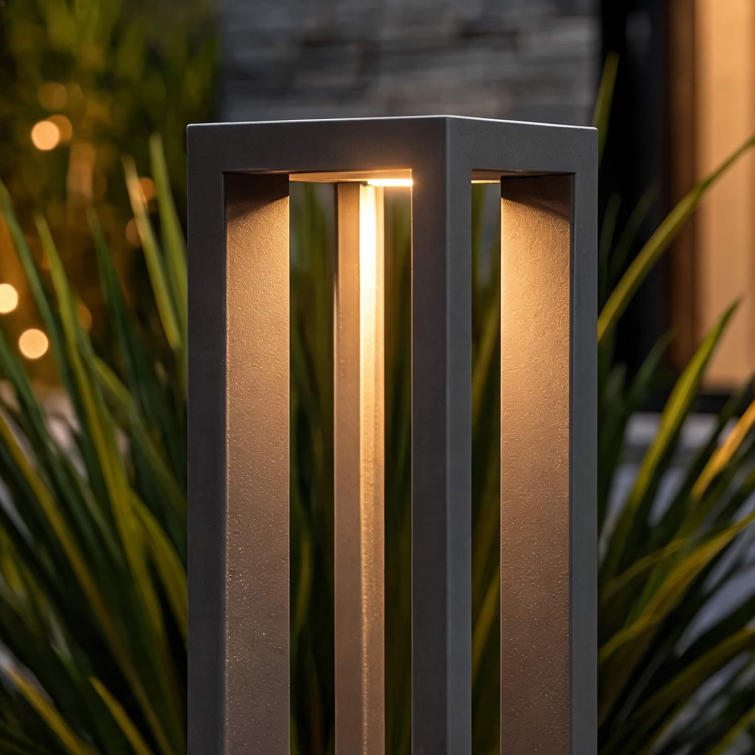 Modern LED Outdoor Bollard Light Adjustable Height Black Aluminum Garden Landscape Lighting