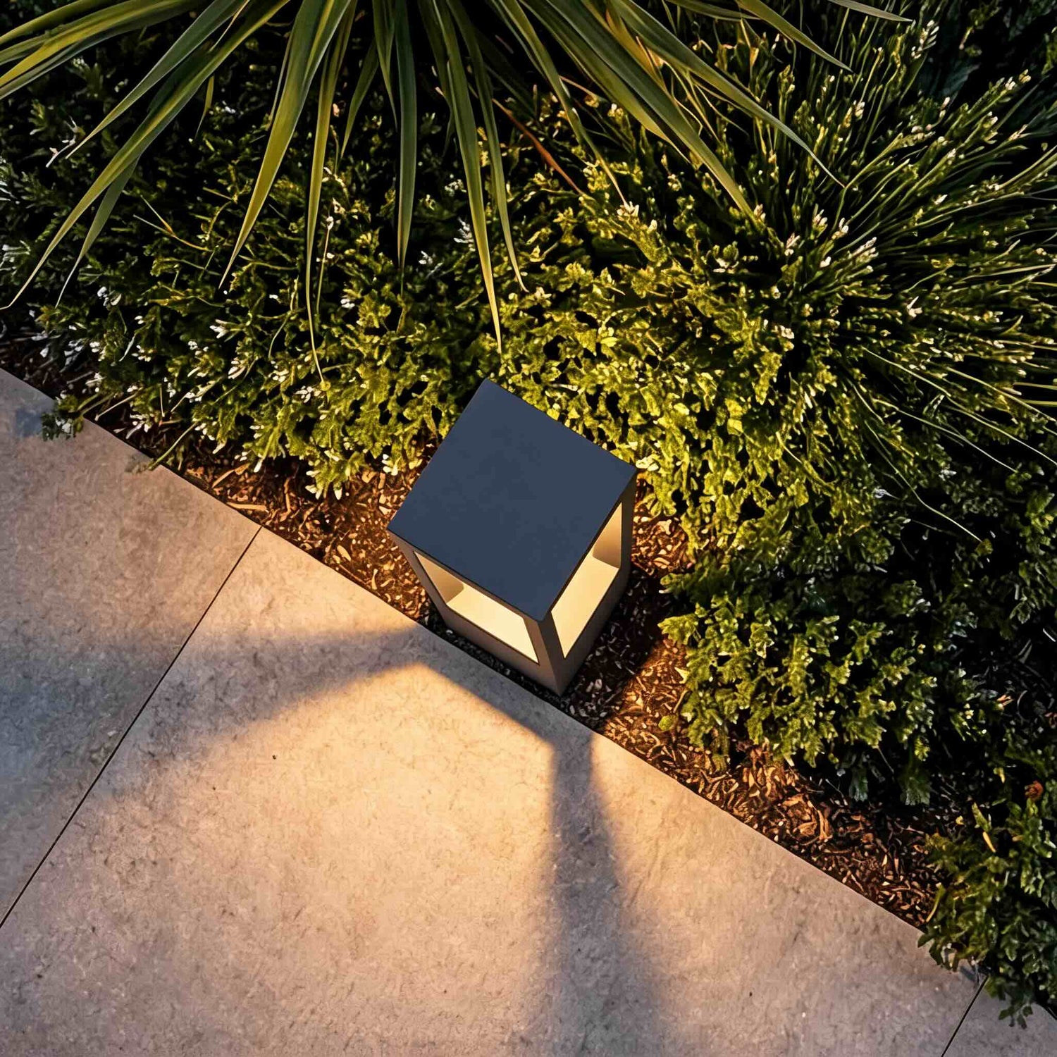 Modern LED Outdoor Bollard Light Adjustable Height Black Aluminum Garden Landscape Lighting