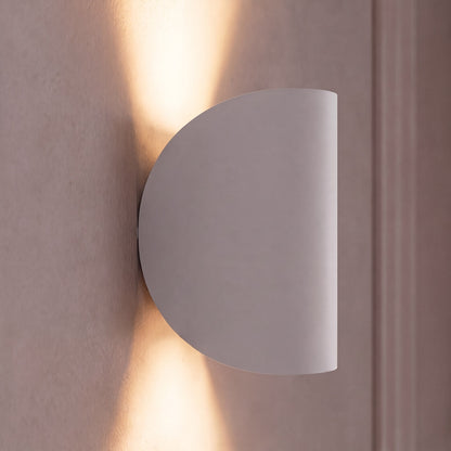 Modern Wall Light Sconce Adjustable Aluminum LED Dimmable Fixture for Bathroom 5W 700 Lumens
