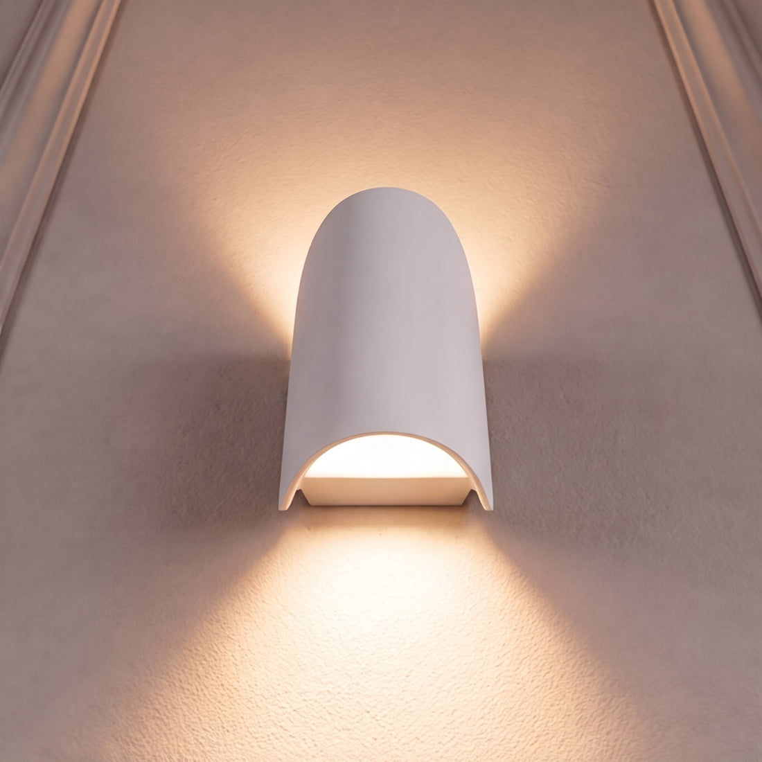 Modern Wall Light Sconce Adjustable Aluminum LED Dimmable Fixture for Bathroom 5W 700 Lumens