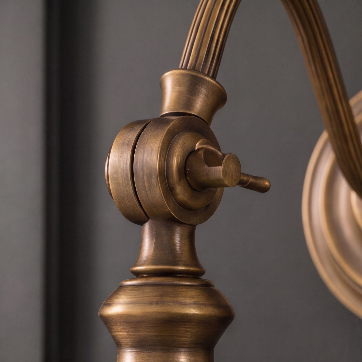 Modern Minimalist Wall Light Wall Mounted Solid Brass LED Compatible Sconce for Indoor Use