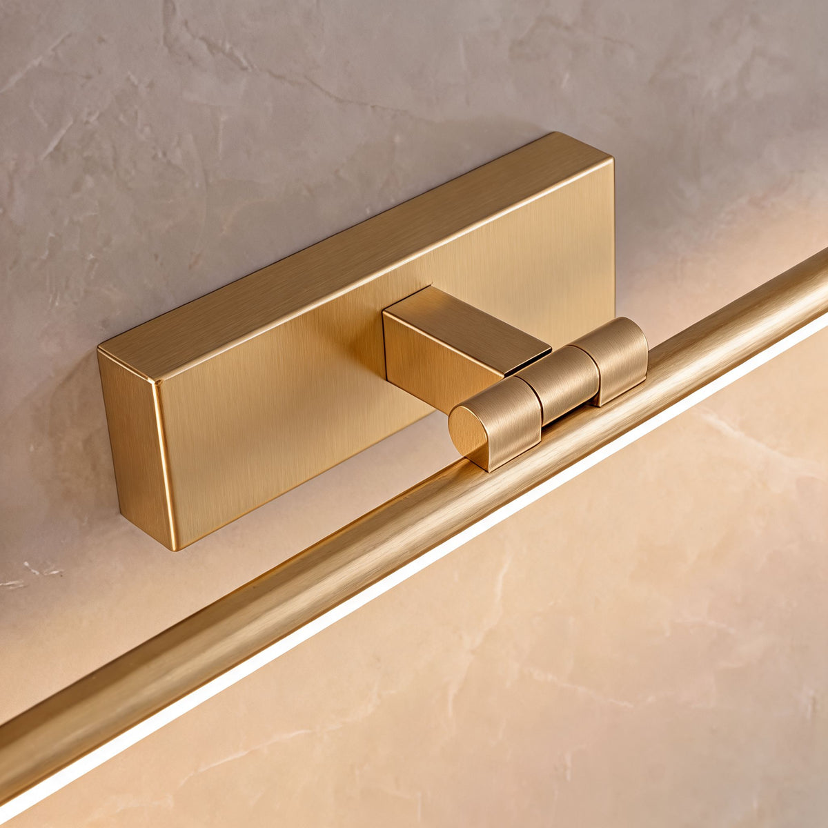 Modern LED Vanity Light Bar Wall Mounted Copper and Acrylic Adjustable for Bathroom Mirror